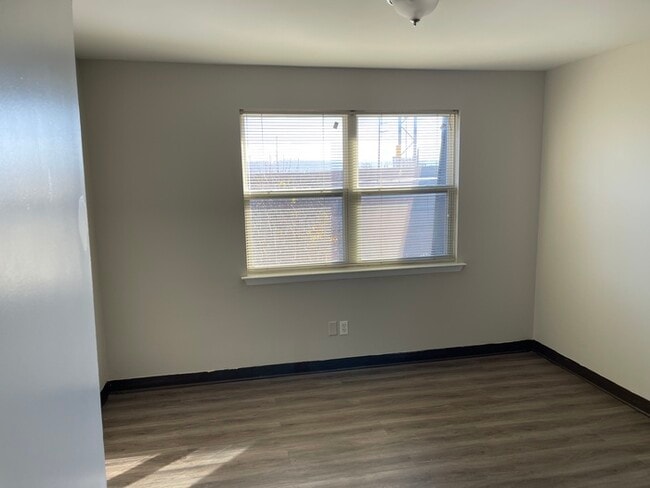 Photo - 1512 11th Ave N Unidad 06