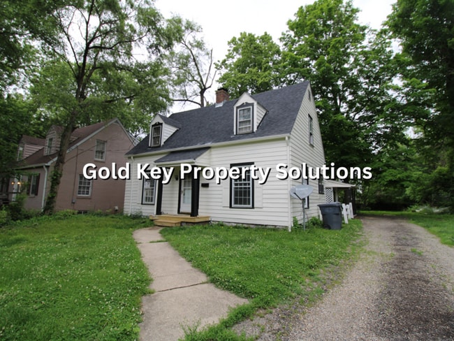 Photo - COMING SOON!! Large 2 BR 1.5 BA House with Covered Porch and Family Room (SECTION 8 APPROVED)