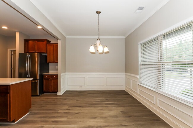 Photo - 231 Galway Ln