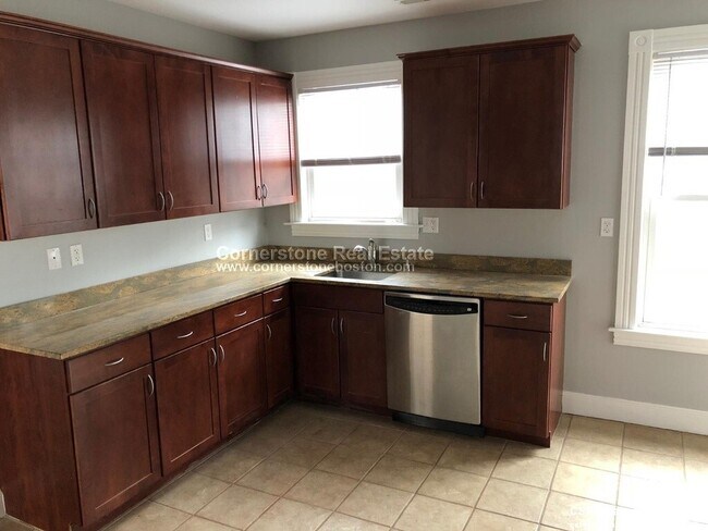 Photo - 122 Calumet St Unidad 3