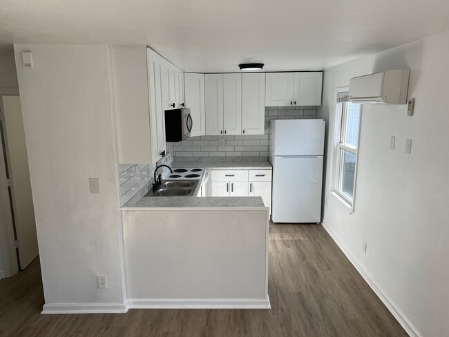 Building Photo - 9604 19th Bay St Unit B Rental