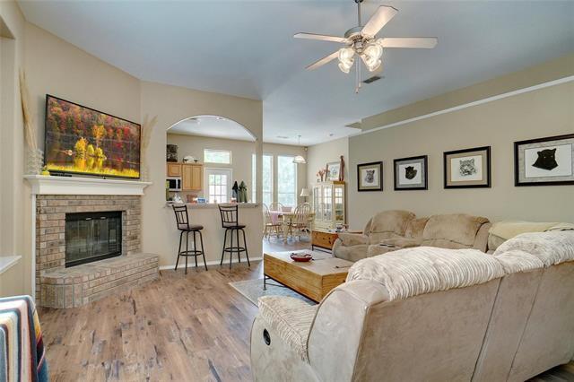 Photo - 800 Chrissy Creek Ln