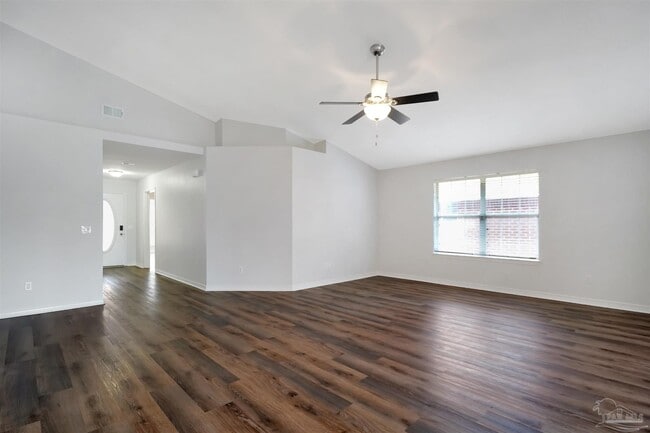 Photo - 28 Easton St