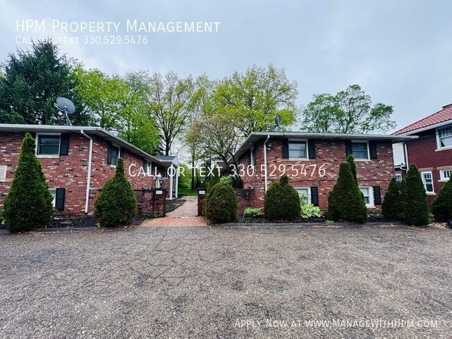 Building Photo - 3741 Woodford Ave NW Unit 4
