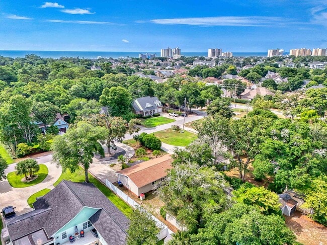Photo - 807 Bellamy Rd