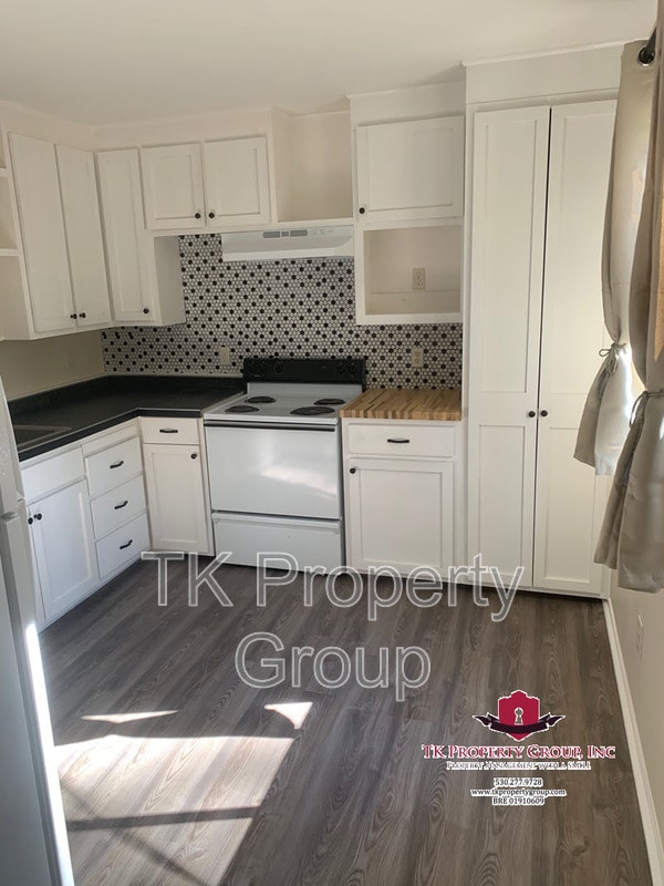 Photo - 533 Jenkins St