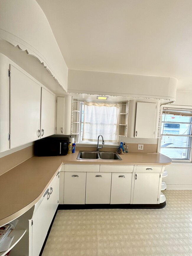 Photo - 522 S 10th Ave