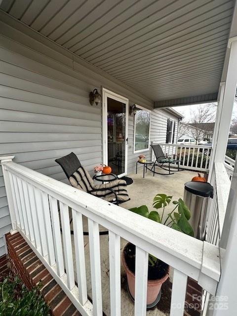 Photo - 705 Washington Ln