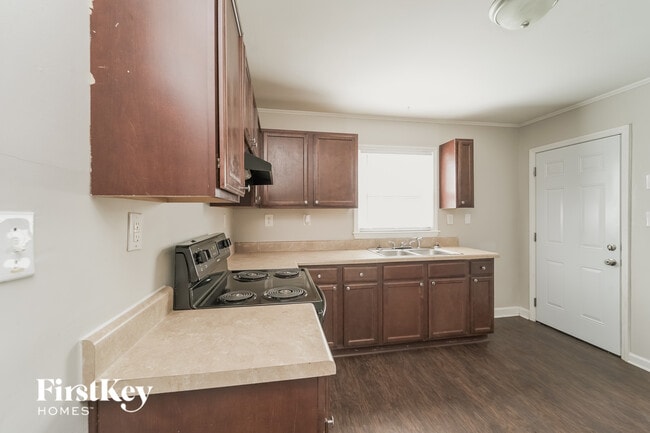 Photo - 4721 Morgan St