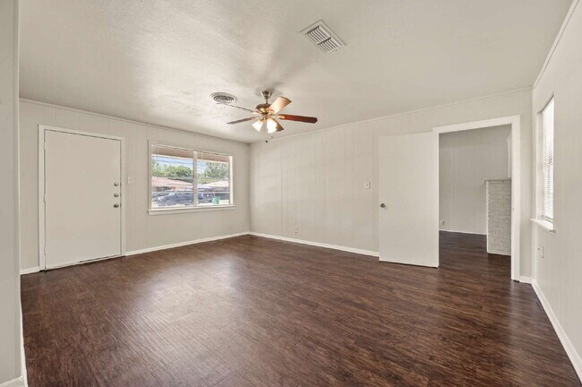 Spacious 4 Bedroom Home with Expansive Living Areas in a Convenient Location