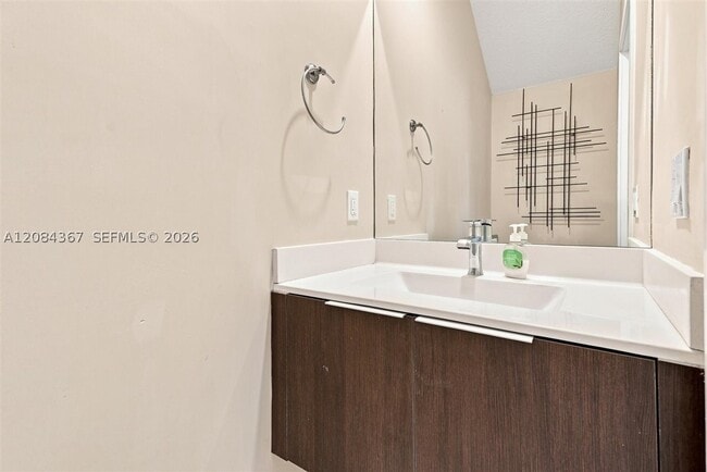 10455 NW 82nd St Unit 10