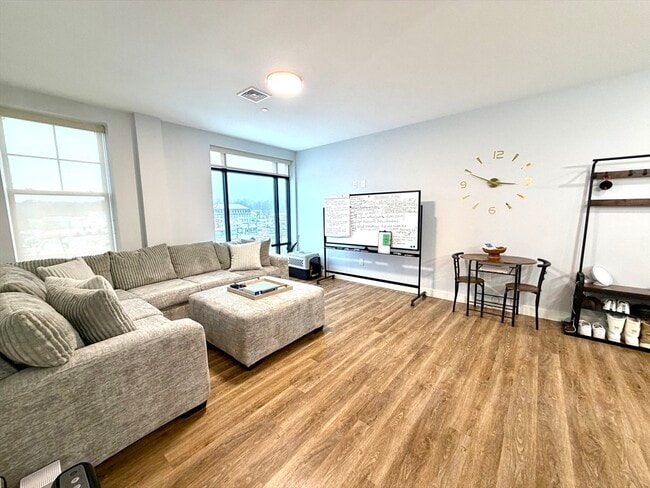 Photo - 21 Summer St Unit 403