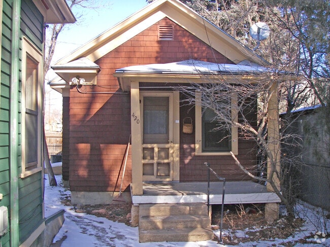 Building Photo - 420 E Cache La Poudre St Rental
