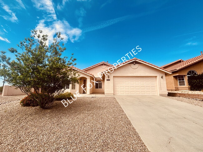 Building Photo - 10451 N Calle Verano Seco