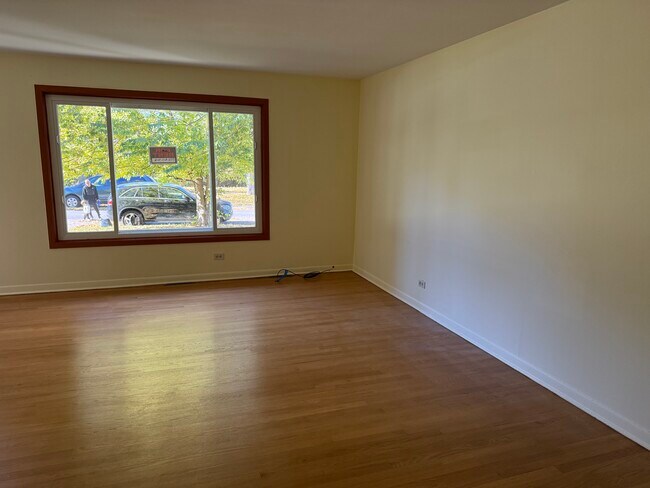 Photo - 7535 N Rockwell St