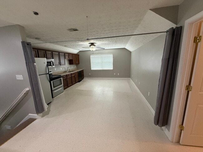 Photo - 165 Main St Unit 3