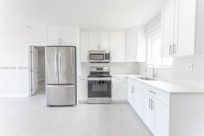 Photo - 10825 SW 221st St Rd