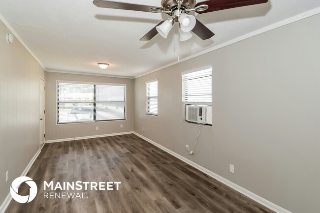 Photo - 352 Aries Dr