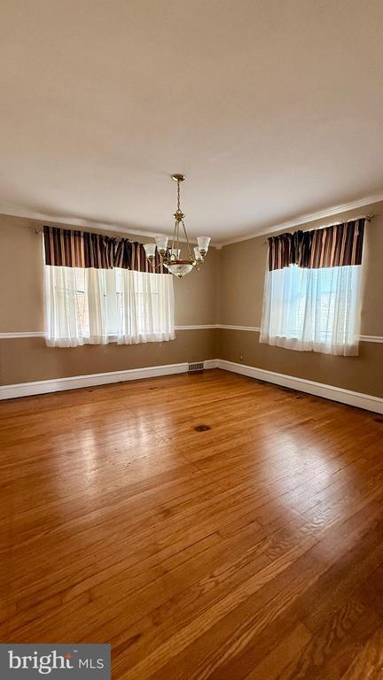 Photo - 308 Eldon Ave