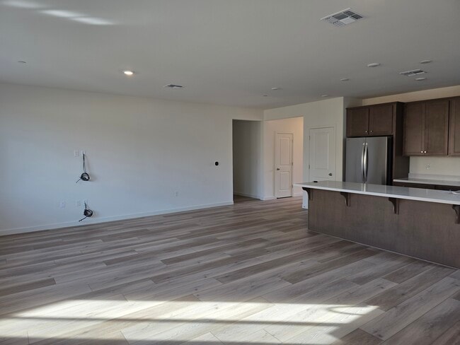 Photo - 2142 Hunter Crk Dr