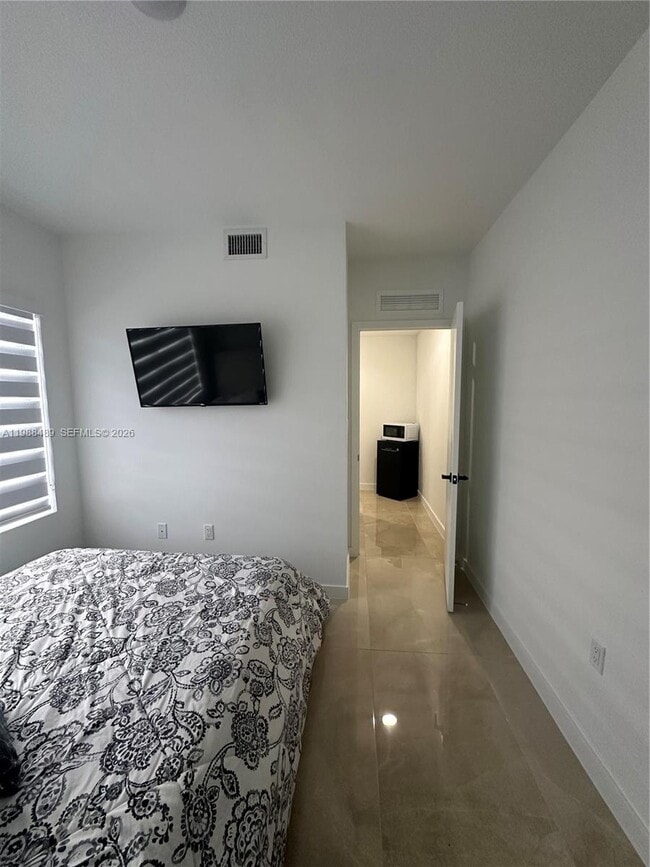 Building Photo - 14512 SW 260th St Unit 1