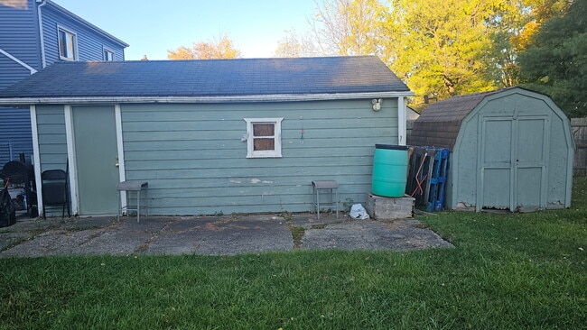 Photo - 3806 Herrick St