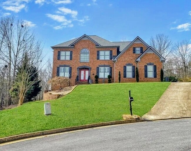 Photo - 2020 Washington Dr House