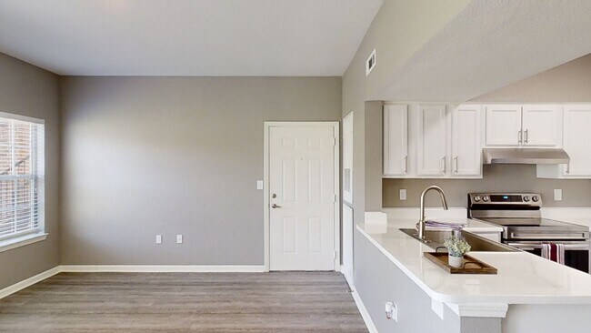 Harbin Pointe Apartment Homes