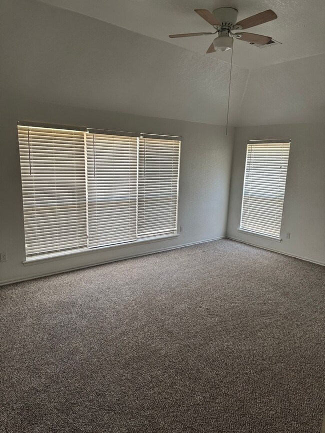 Photo - Very nice 3 bed + office, in Berkley Addition in west Norman!