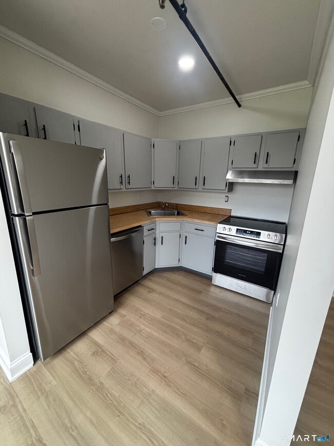 Photo - 222 Williams St E Unit 311