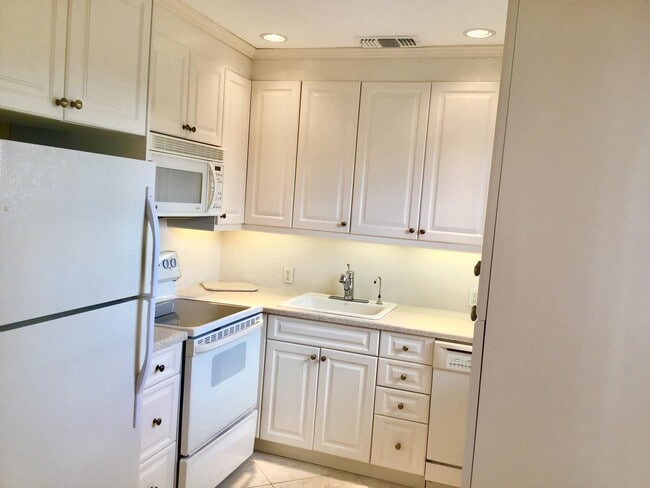 Photo - 336 Brighton H