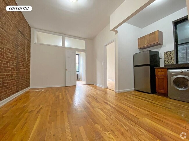 Building Photo - 454 W 57th St Rental