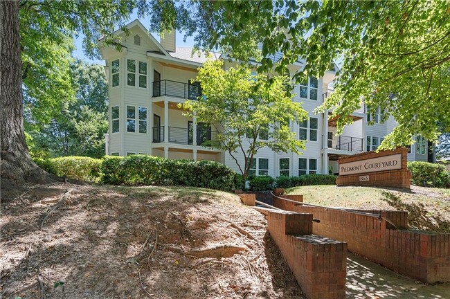 Building Photo - 855 Piedmont Ave NE Unit 1C Rental