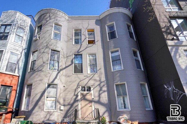 Photo - 5 bedroom in Flushing NY 11385 Unit 2R