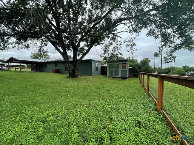 365 Forshage Blvd
