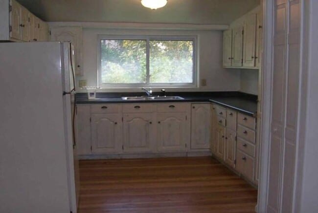 Photo - 202 S 11th St