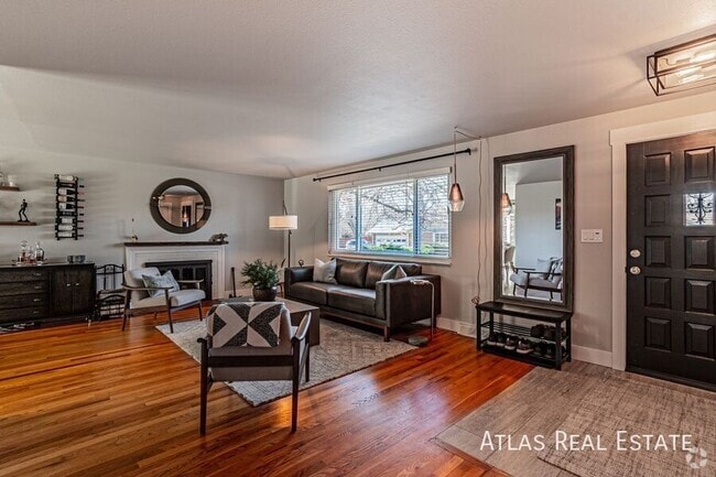 Building Photo - 1732 S Magnolia St Rental
