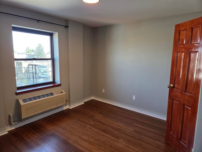Photo - 2401 Bergenline Ave