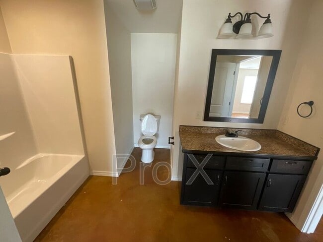 Photo - 408 Carson Way Unit Apt A