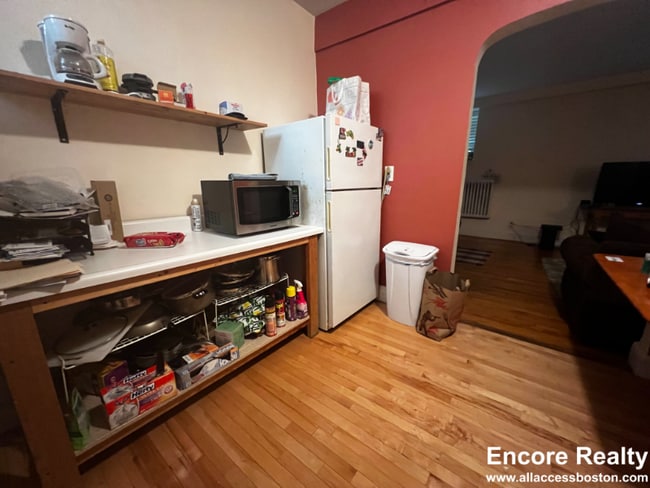 Photo - 1555 Beacon St Unit 1