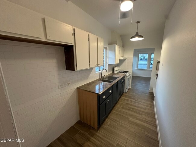 Photo - 3814 Hueco Ave