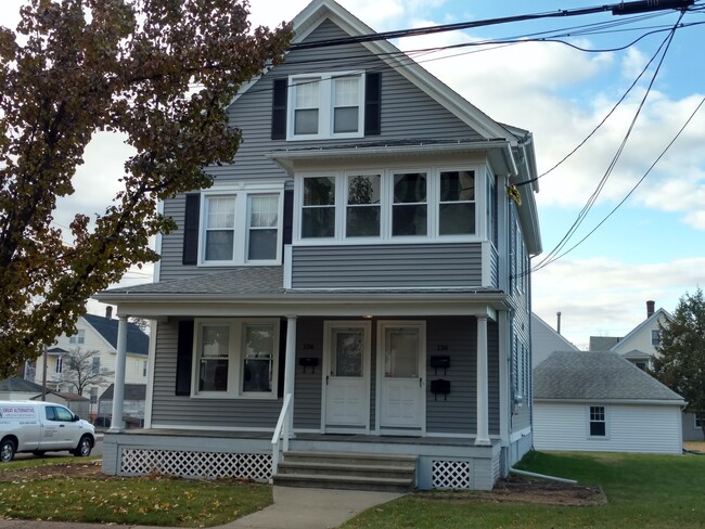 Building Photo - 134 N Orchard St Unit 1st. flr