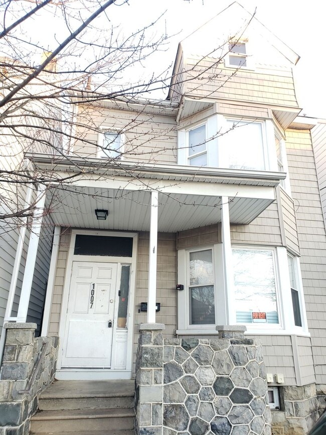 Building Photo - 1007 Butler St Unit 1007-3 Butler St