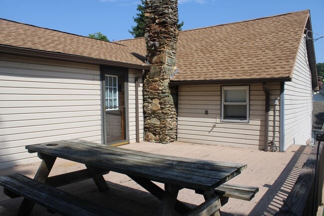 Photo - 10 Winter Ave