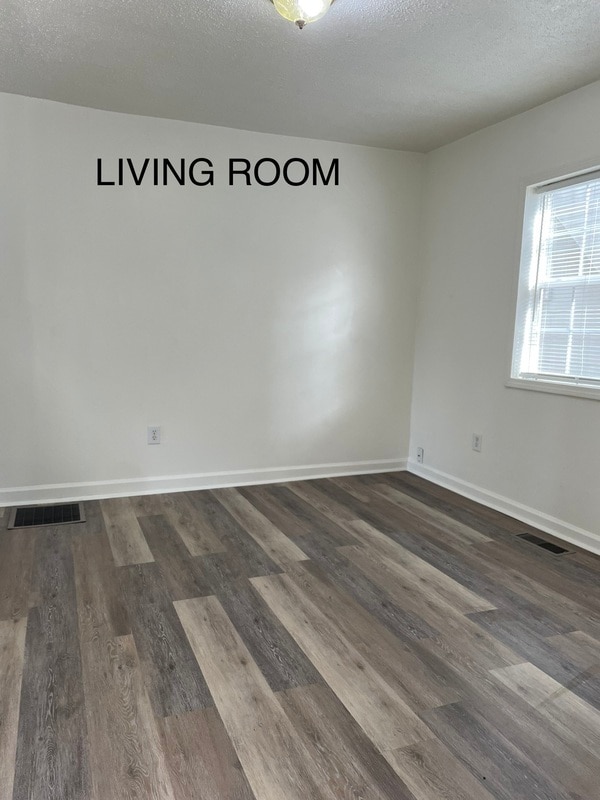 Photo - 613 College Dr