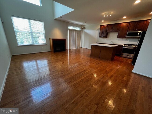 Photo - 244 S Azalea Ct