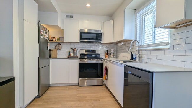 Photo - 1030 Casa Dr