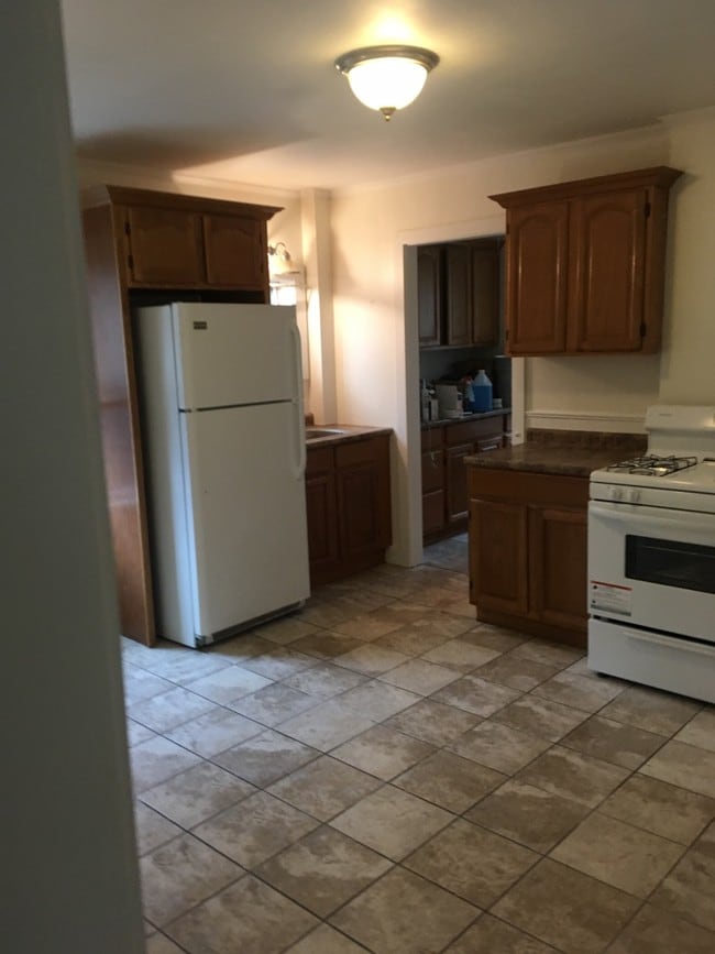 Photo - 148 Walnut St Unit 1