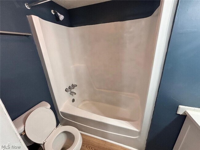 Photo - 519 Crosby St Unit 9