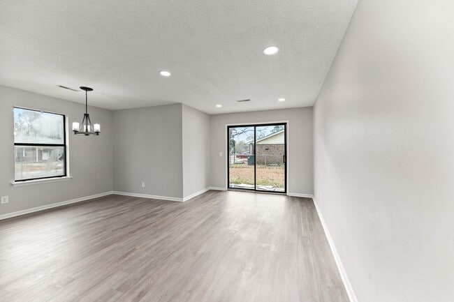 Photo - 165 Hummingbird Ave Unit A